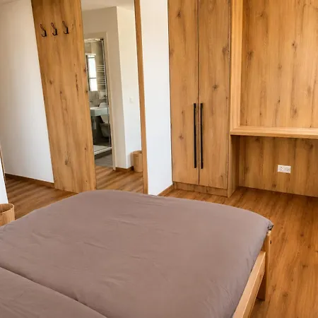Hirschen Hotel 3*