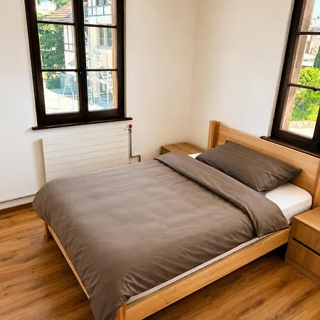 Hirschen 3*